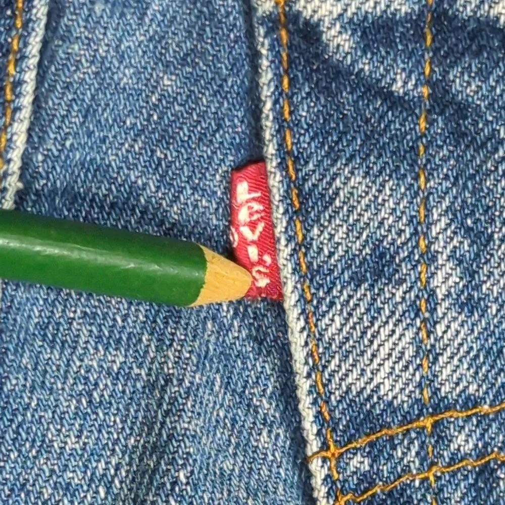 VTG Levis 505 Red Tab Straight Jeans Men 34x34 Faded Wash Wallet Made In USA Y2K